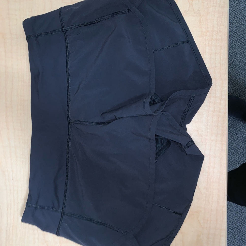 Lululemon black speed short size 4